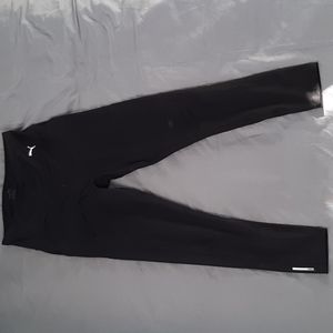Women's M black Puma full length workout leggings